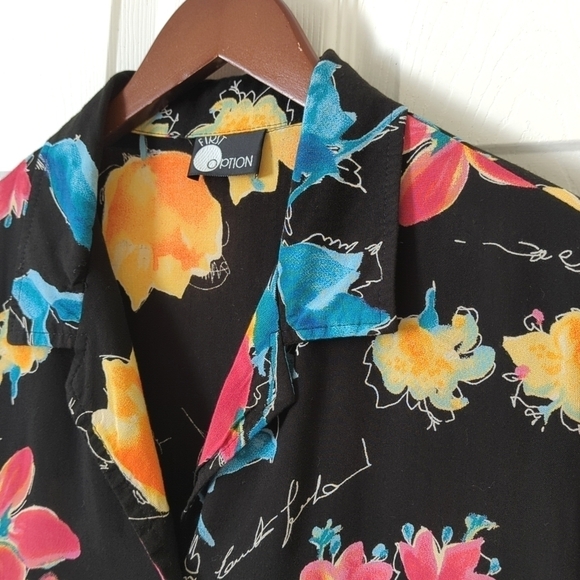 First Option 90's Vintage Colorful Floral Short Sleeve Button Down Top Black M - Picture 3 of 11